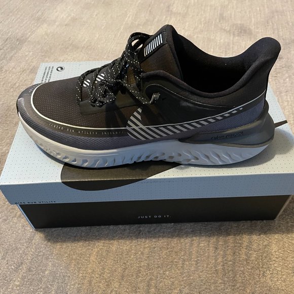 NIKE Legend React 2 Shield NEW Men's Size 9 - Picture 2 of 6